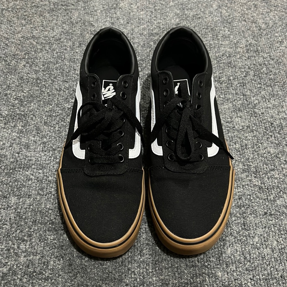 Vans (sneaker) low cut